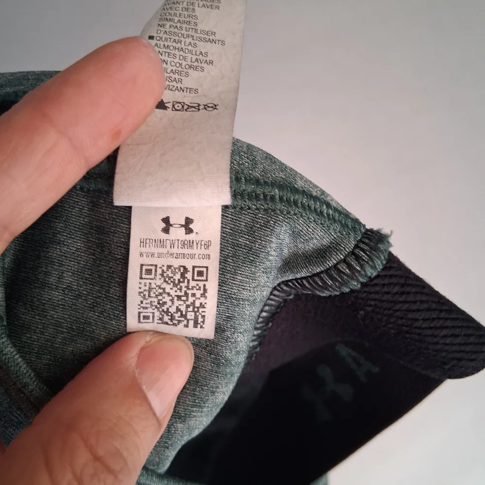 Under Armour heathered teal
